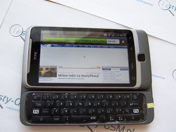 HTC Desire Z HTC Desire Z