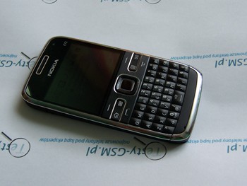 Nokia E72