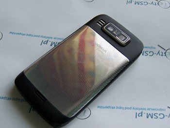 Nokia E72