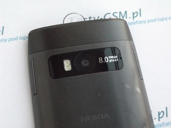 Nokia X7